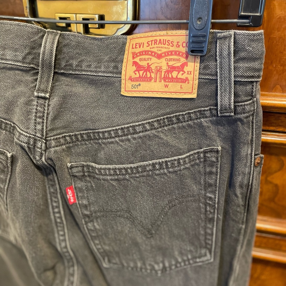 Levi’s 501 high waisted black wash denim straight jeans